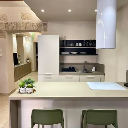 Luxury Marina Apartment